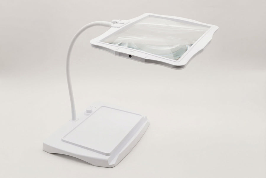 LED Magnifying Desk Lamp – 3× Lens & 48 LEDs