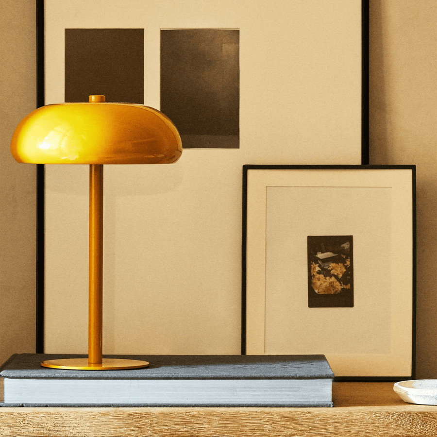 Touch Table Lamp Minimalist - Rechargeable Essence LED