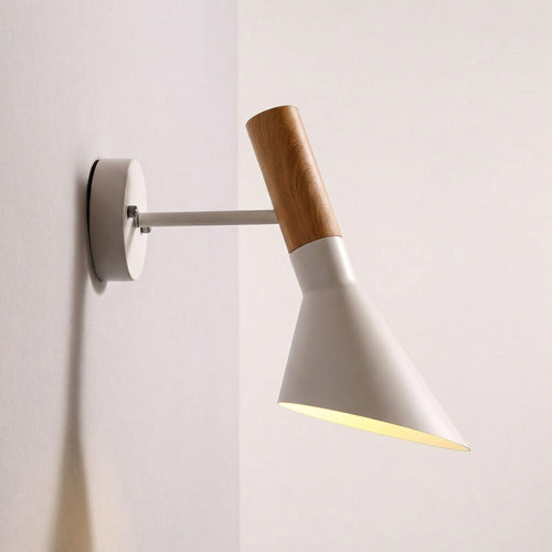 Minimalist Bedside Wall Light – Iron Sconce with Wood Detail