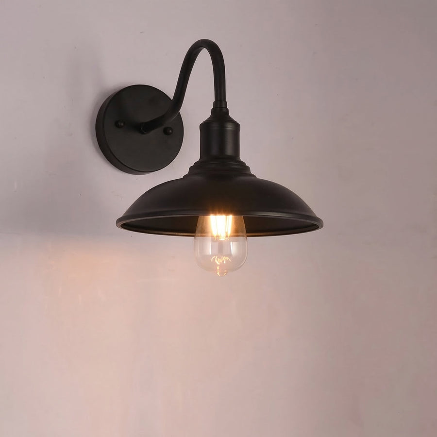 Industrial Vintage Wall Light – Black Metal Shade
