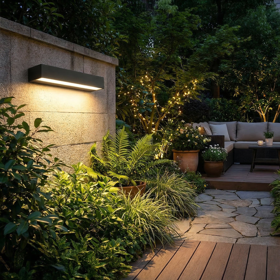 18W IP65 Outdoor LED Wall Light – Linear Black Downlight
