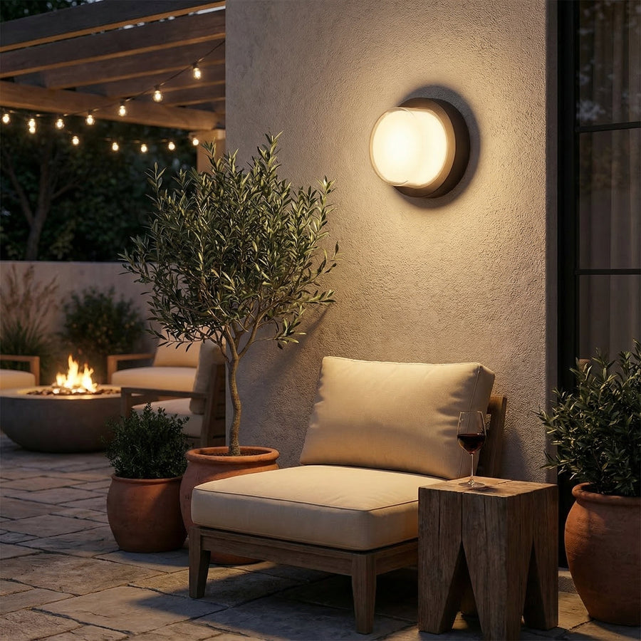 IP65 Outdoor LED Wall Light – 12W Garden & Patio Lamp